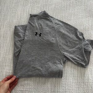 Under armour grey workout shirt